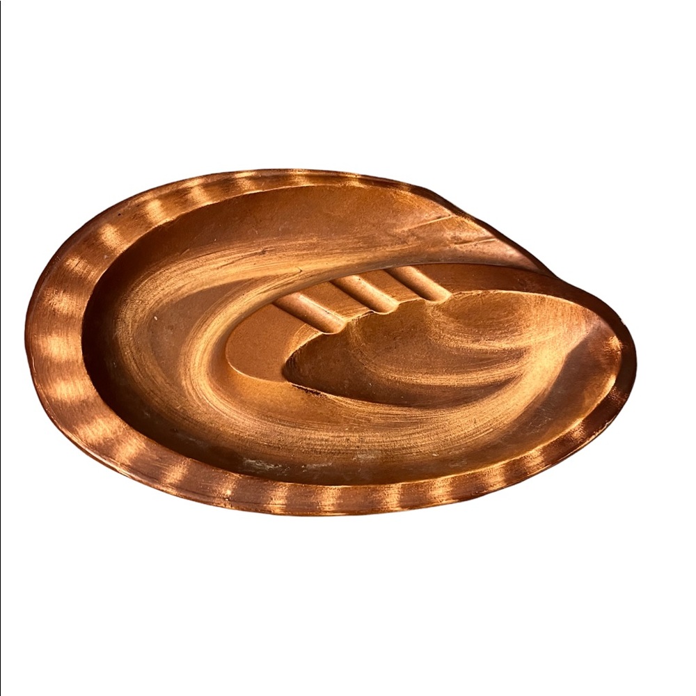 Vintage mid-century modern oval ashtray chalk ceramic ashtray